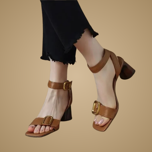 PALOMA | BUCKLE STRAP BLOCK SANDALS