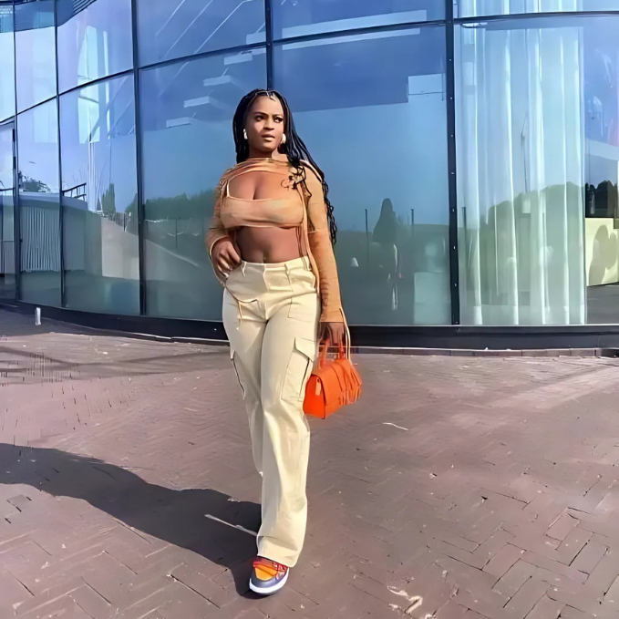 Emily - Stylish cargo pants