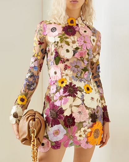 Flora - Elegant dress with floral decoration