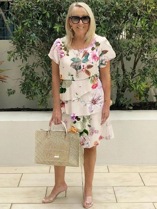 Emilie – Feminine Maxi Dress