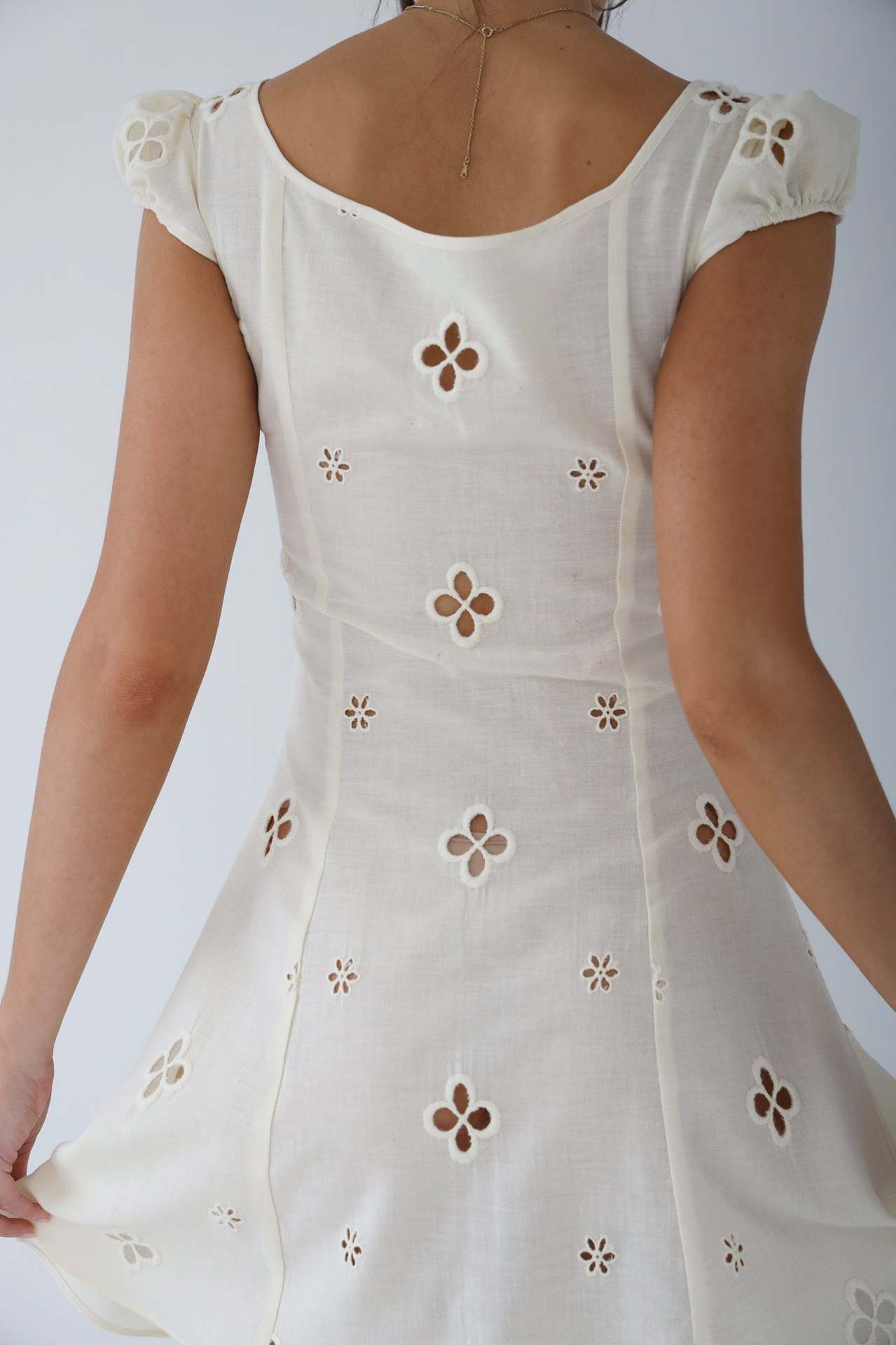 Celestine – Vintage Midi Dress