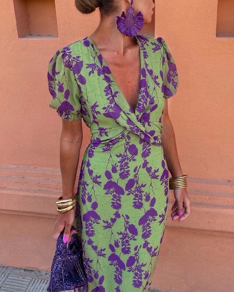 Maxi Dress - Elegant - Cotton Blend with Leaf Pattern - Perfect for Spring and Summer