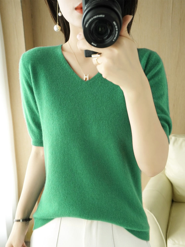 IsabelsShirt V-Neck Pullover