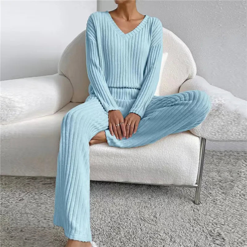 Yara 2-Piece Lounge Set | Comfort and Style in the Outfit Set