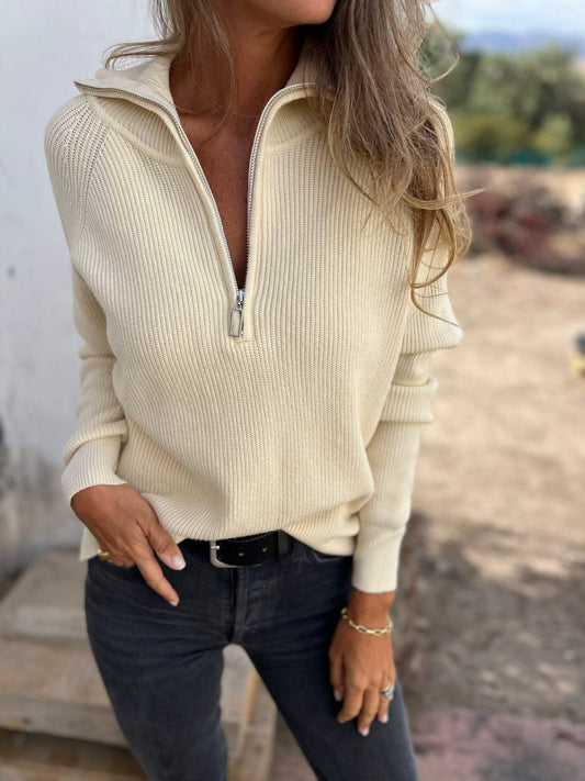 Stylish plain sweater with collar and long sleeves
