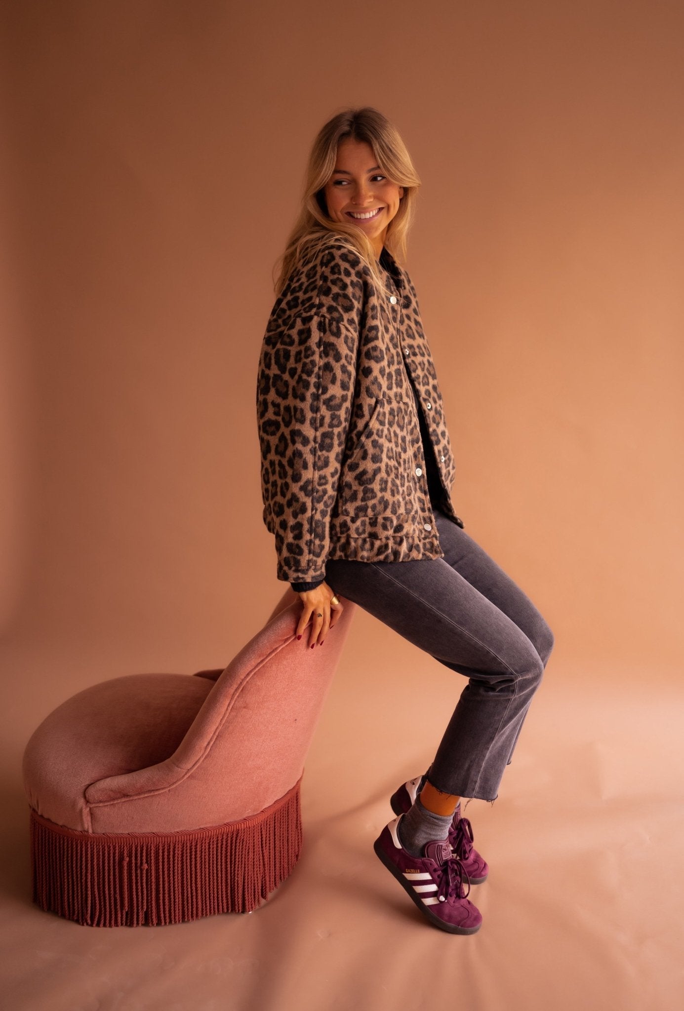 LEO | STYLISH LEOPARD PRINT JACKET