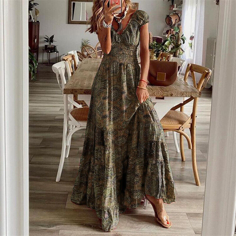 Adeline - Waist-hugging long dress in bohemian style
